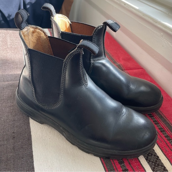 3M Thinsulate Black Leather Boots - Picture 7 of 7